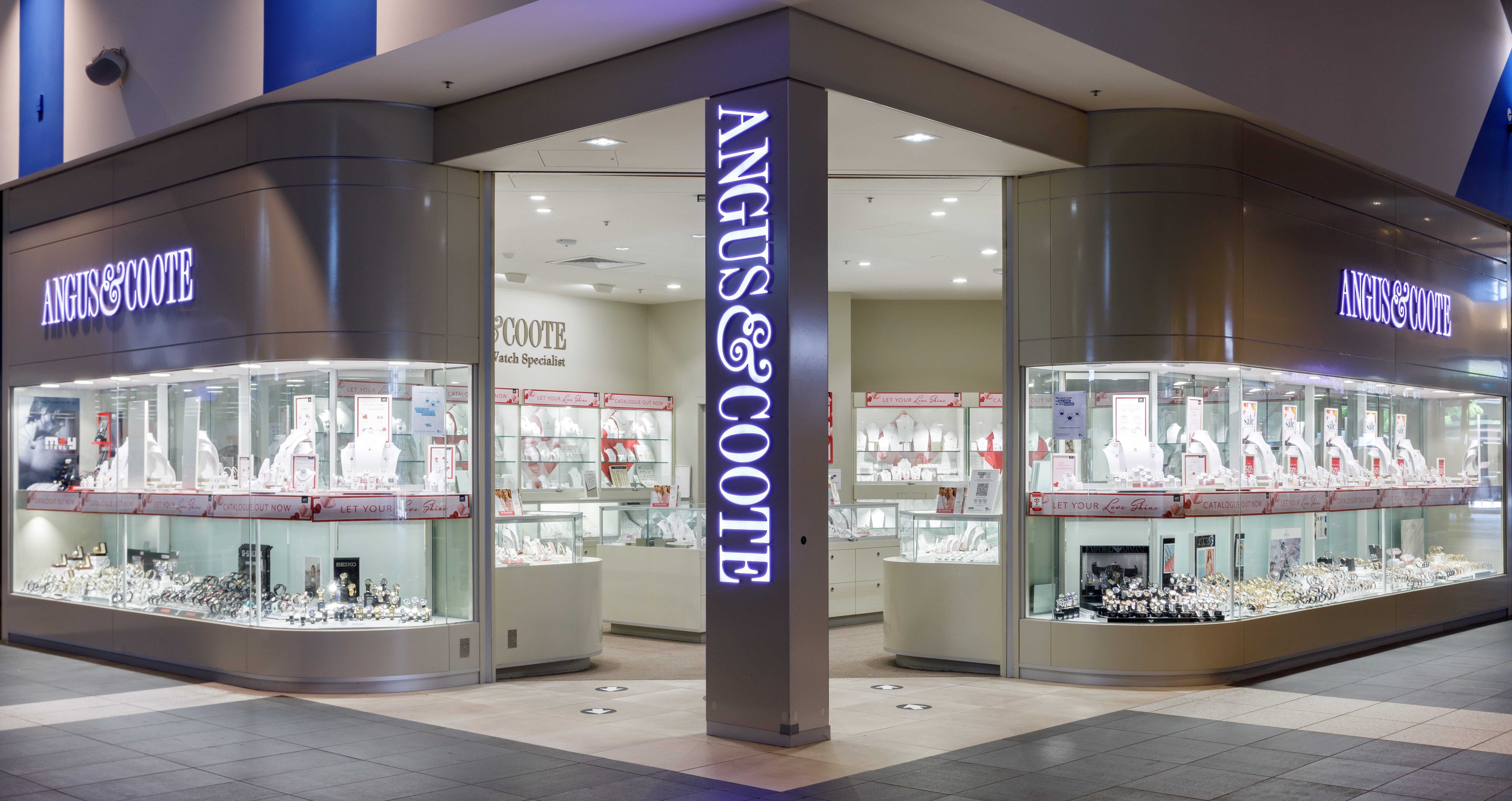 Angus & Coote logo