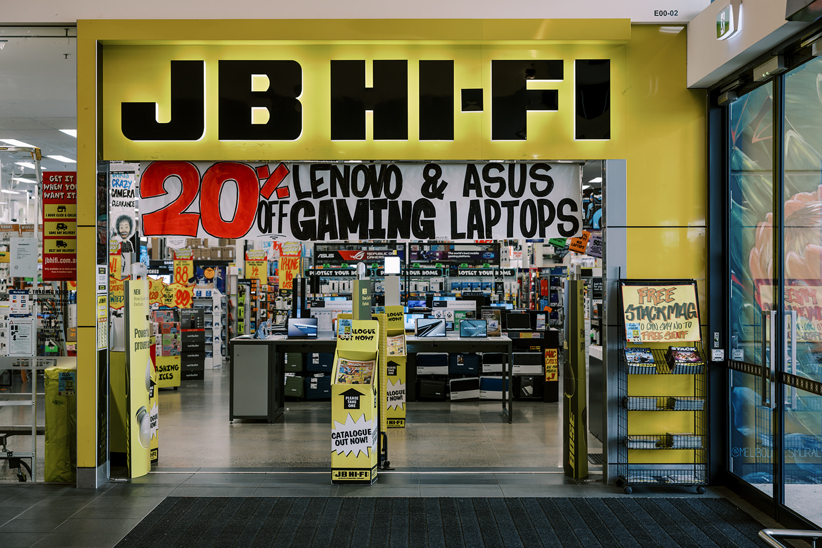 JB Hi Fi